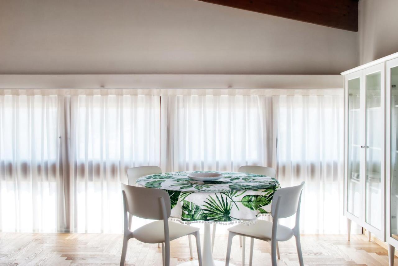 Residenza Puoti Apartment เปสเคียรา เดล การ์ดา ภายนอก รูปภาพ