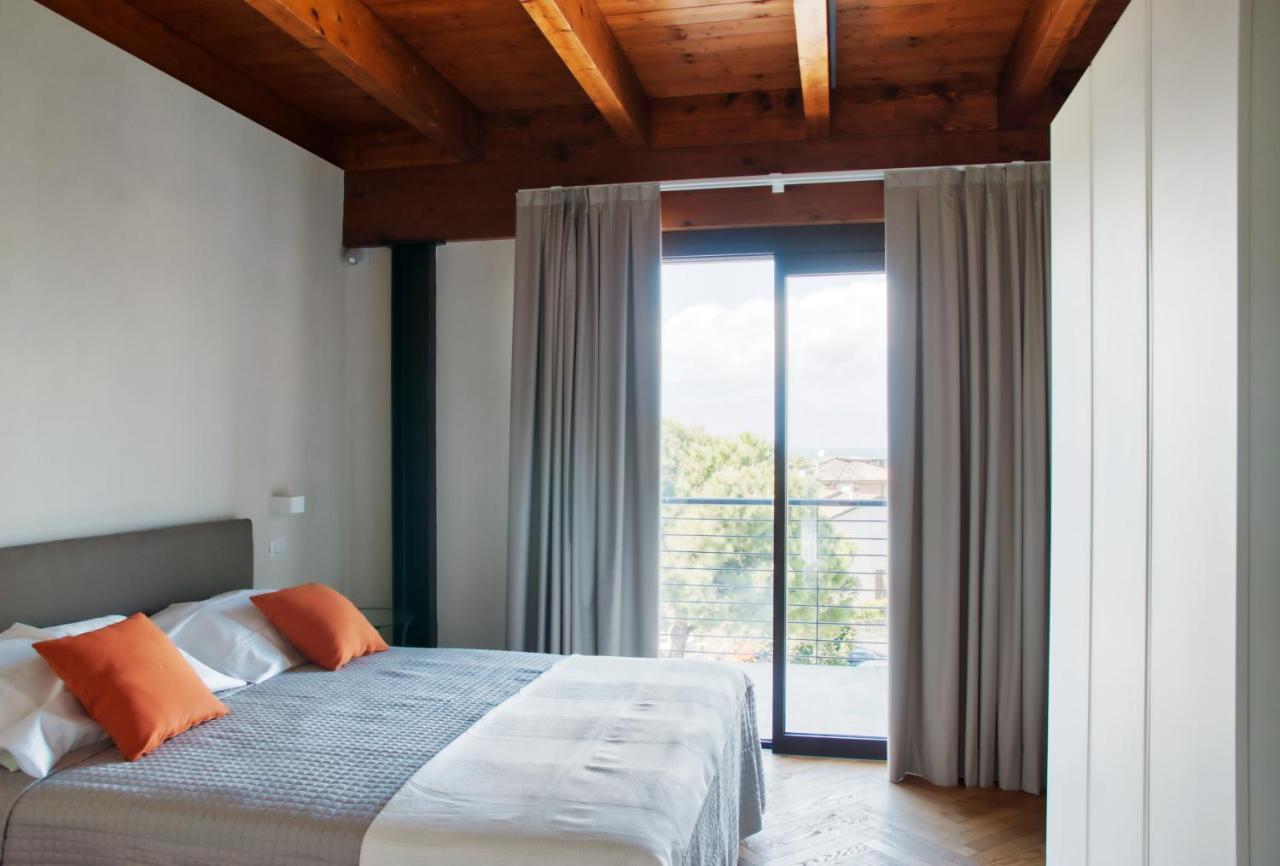 Residenza Puoti Apartment เปสเคียรา เดล การ์ดา ภายนอก รูปภาพ