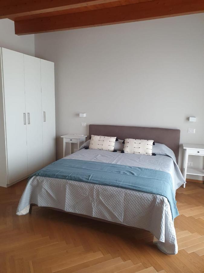 Residenza Puoti Apartment เปสเคียรา เดล การ์ดา ภายนอก รูปภาพ